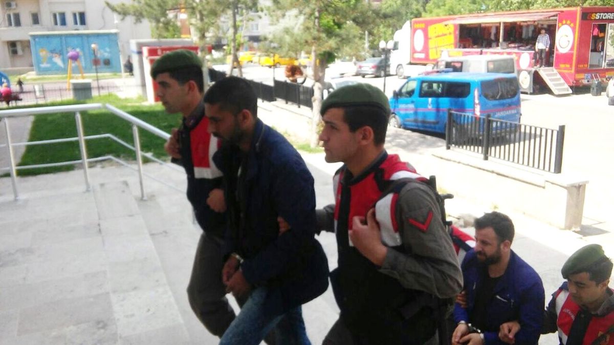 Edirne\'de 66 Kaçak Göçmen Yakalandı