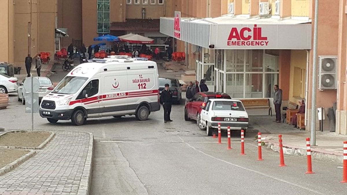 Erzincan\'da Trafik Kazası: 2 Yaralı