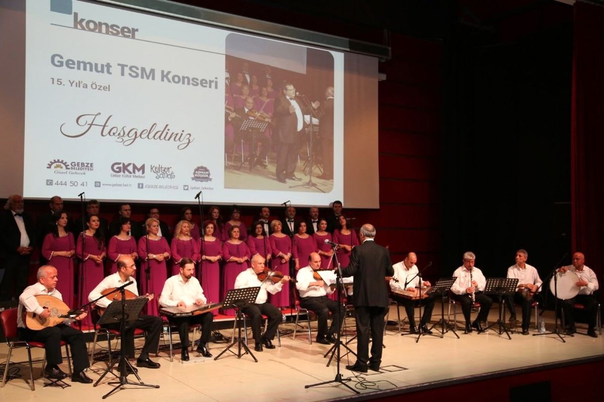 Gemut\'tan Kulakların Pasını Silen Konser