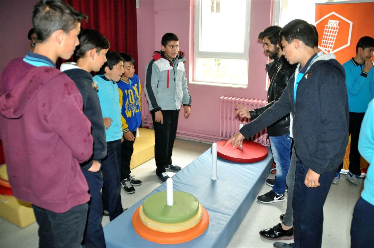 Harika Matematik Sergisi" Göreme\'de