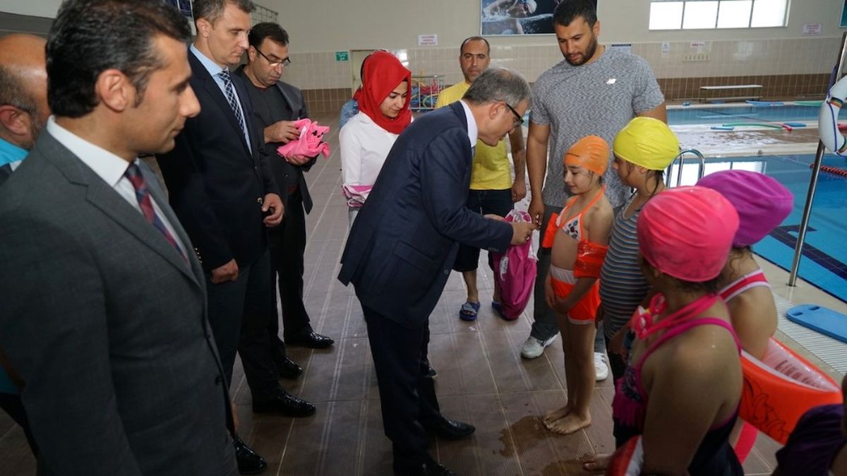 Hayata Kulaç At\' Projesi Devam Ediyor