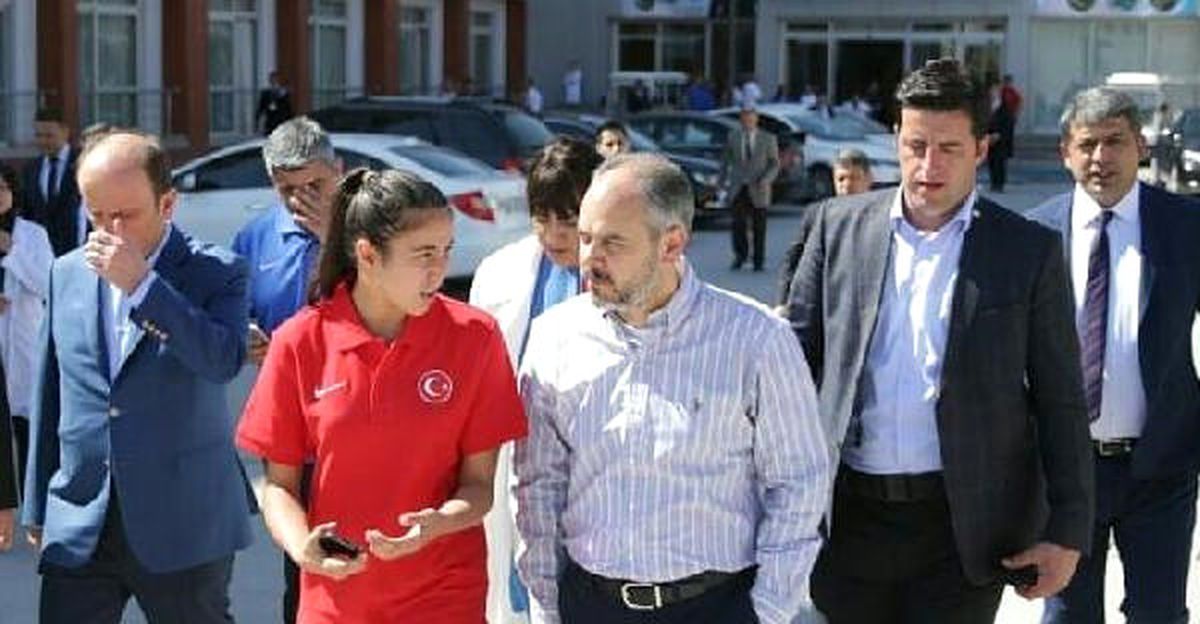 İlke Özyüksel: "Sayın Bakanıma Çok Teşekkür Ediyorum"