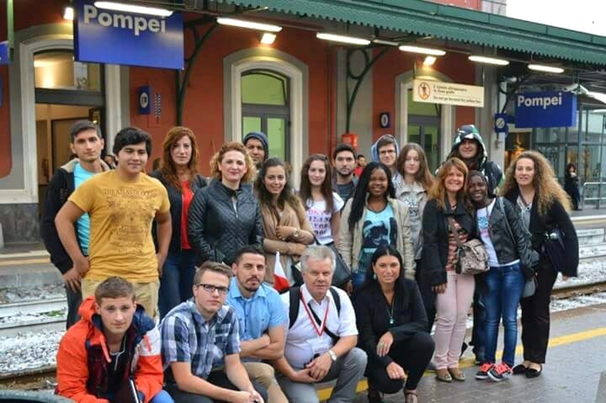 Lokman Hekim Anadolu Lisesi Öğrencileri Slovakya\'ya Gidecek