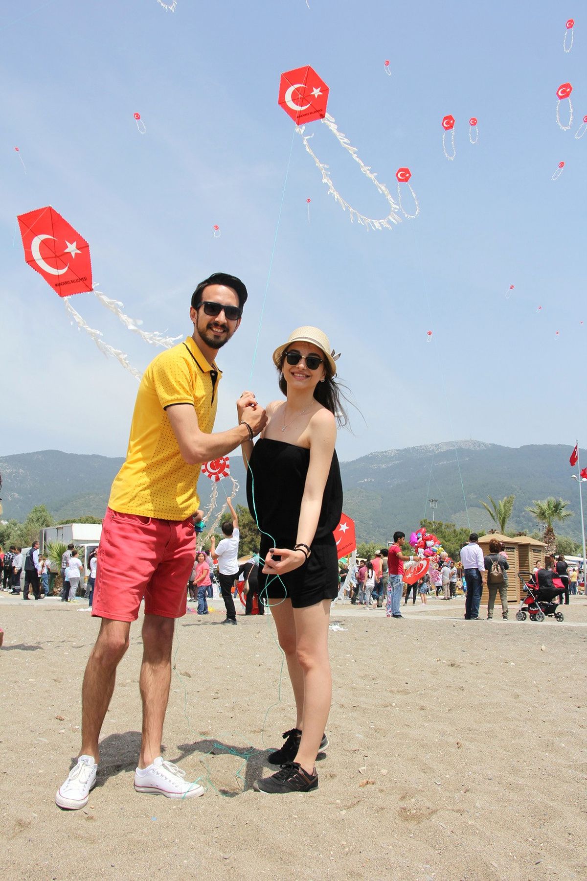 Menderes\'te Gök Uçurtmalarla Şenlendi