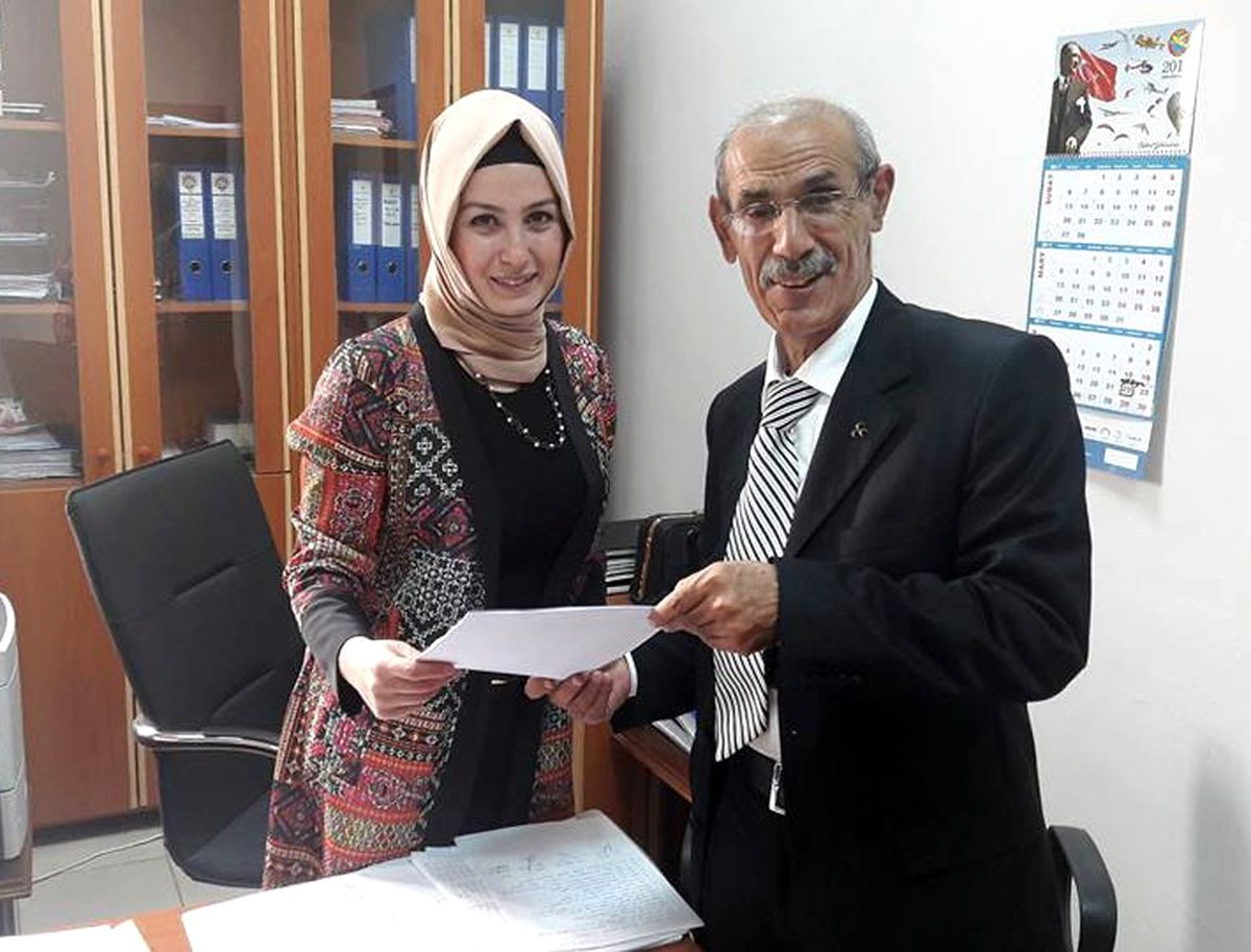 MHP İlçe Başkanı Yılmaz Çevik Mazbatasını Aldı