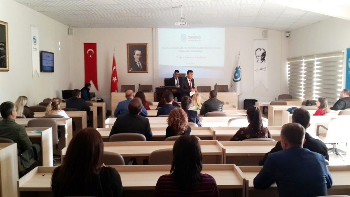Sağlık Personeline Tıbbi Atık Eğitimi