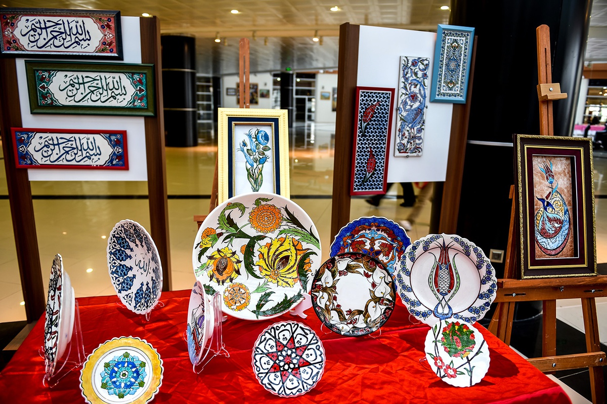 Sanat Galerisi\'ndeki sergi, 12 Mayıs tarihine kadar açık kalacak