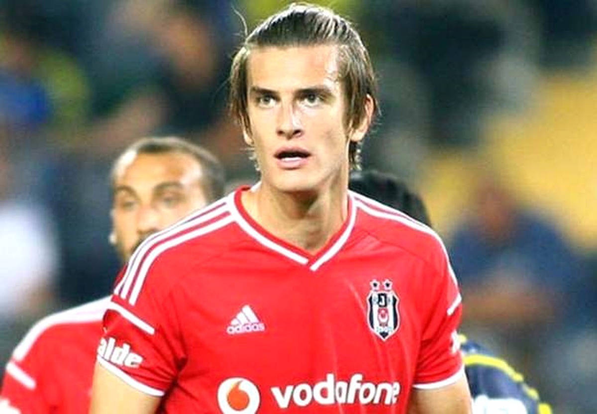 Şenol Güneş\'in Derbideki İlk Tercihi Atınç Nukan