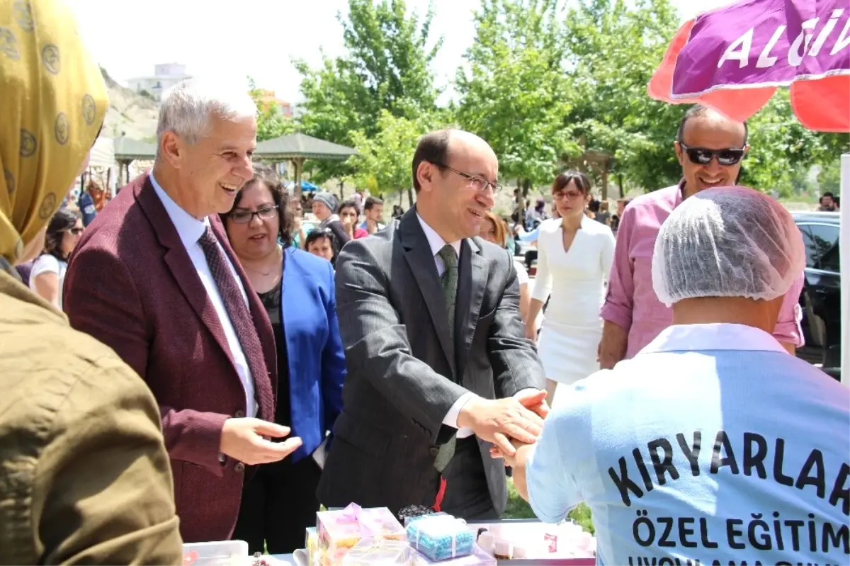 Söke İşletme Fakültesinde Gençlik Festivali