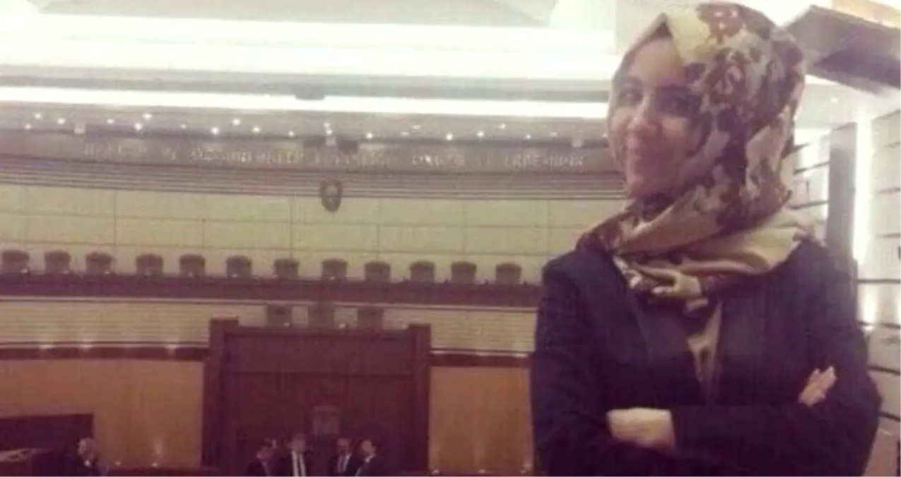 Tahliye Edilen Zaman Gazetesi Muhabiri Ayşenur Parıldak Tekrar Tutuklandı