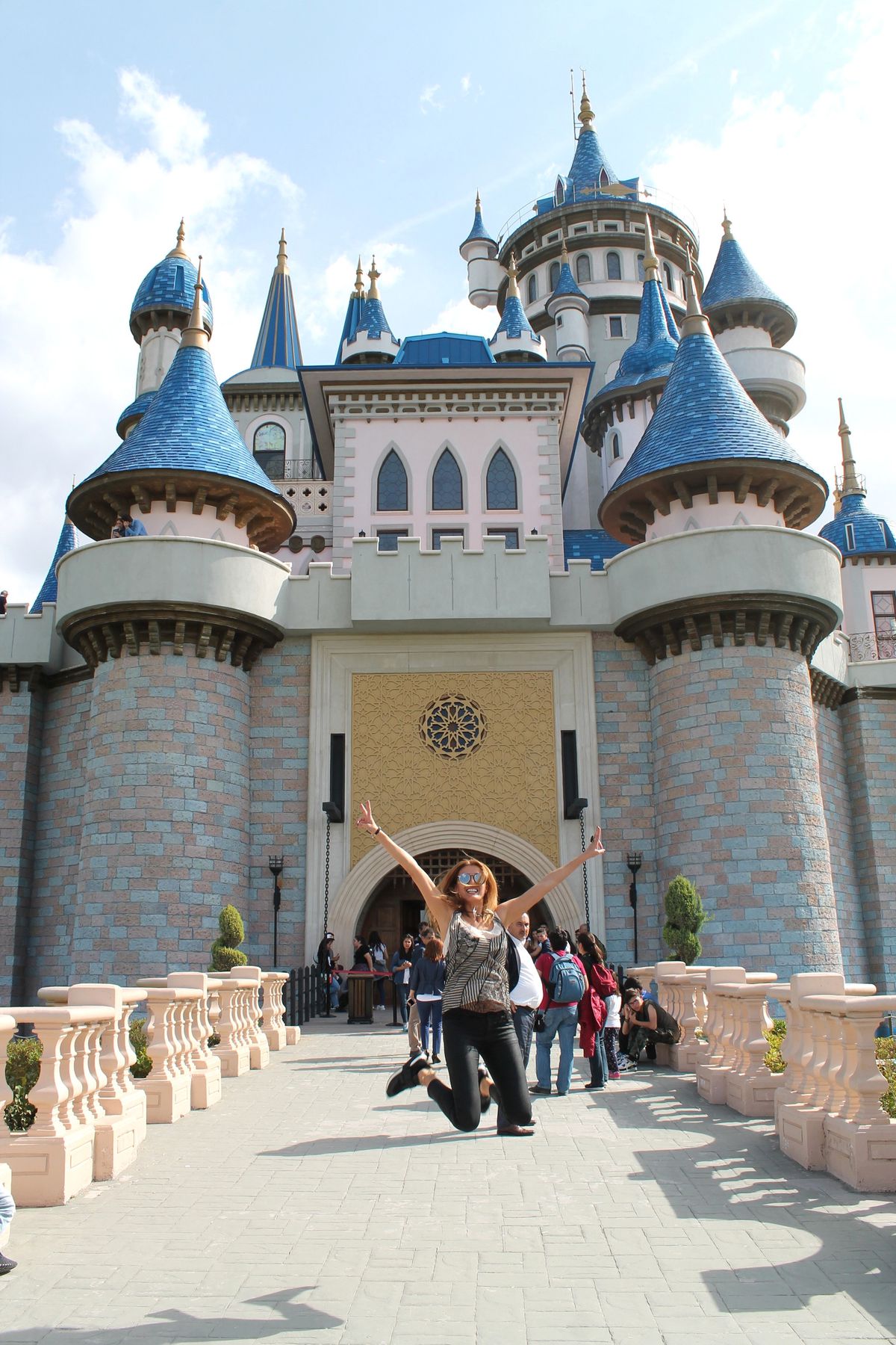 Tuğba Özay, Eskişehir\'e hayran kaldı