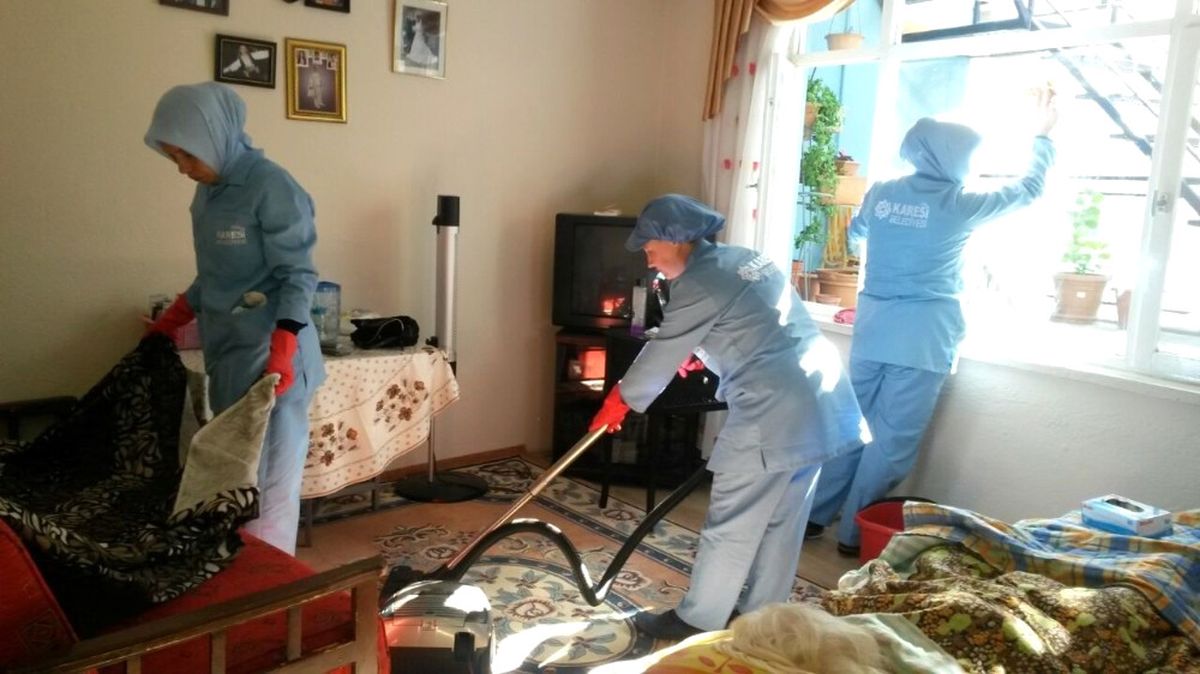 Yaşlıların Evlerinde Bahar Temizliği