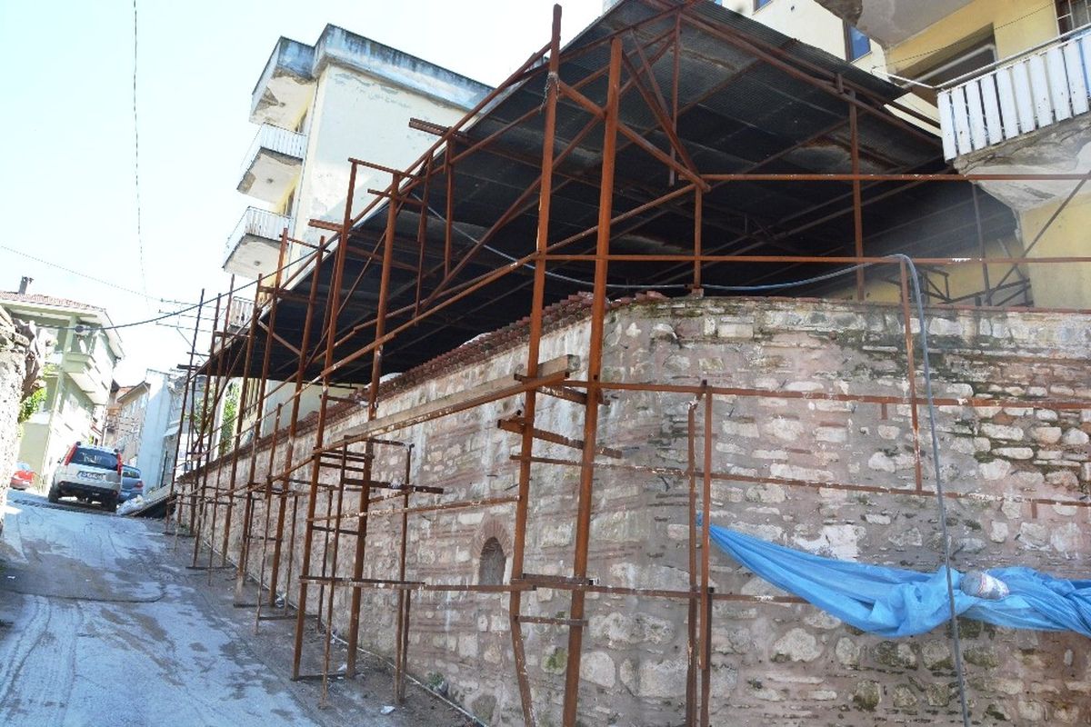 Yeni Hamam\'da Çalışmalar Son Sürat
