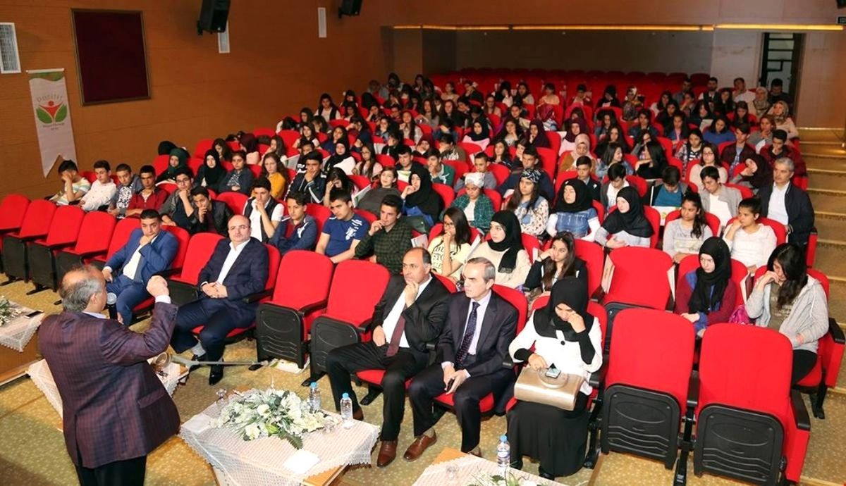 Yozgat\'ta Bin Öğrenciye \'Değerler Eğitimi\' Verildi