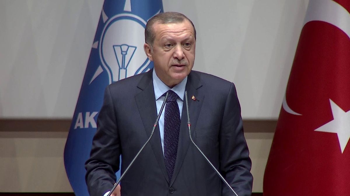 Yuvama, Sevdama, Aşkıma Yeniden Dönüyorum"
