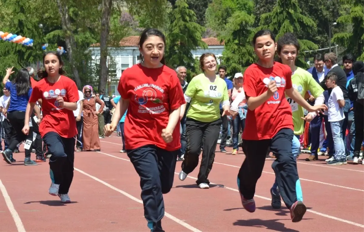 11. Özel Sporcular Atletizm Yarışları Başladı