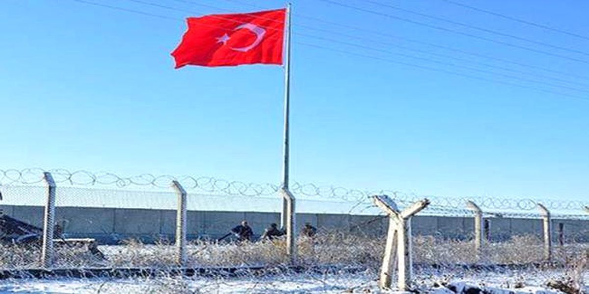 Akçakale Sınırındaki Dev Türk Bayrağının Yeri Değişti