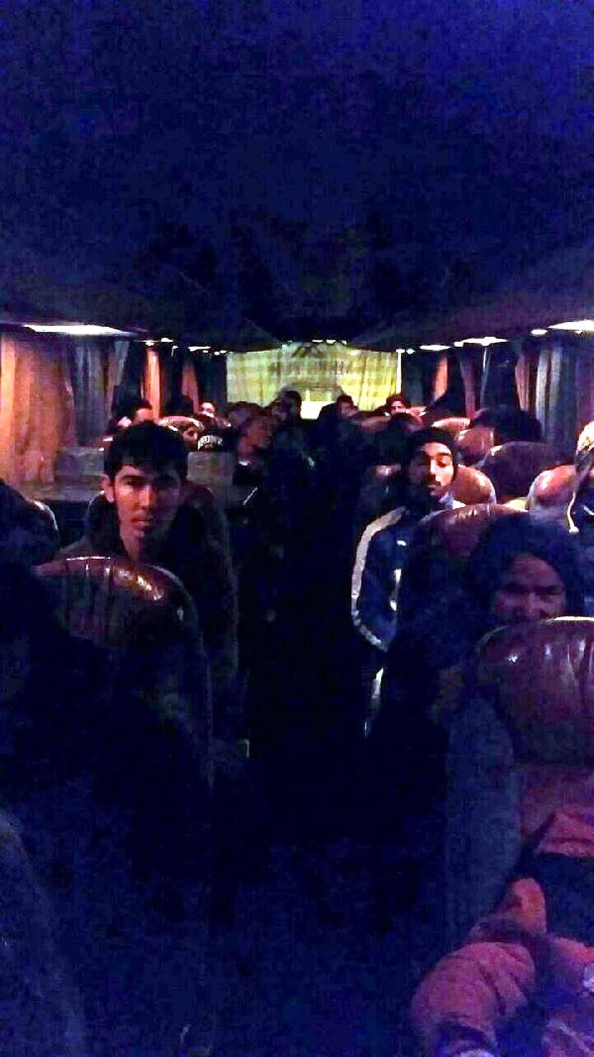 Balıkesir\'de Yakalanan 30 Göçmen Kaçakçısı Tutuklandı