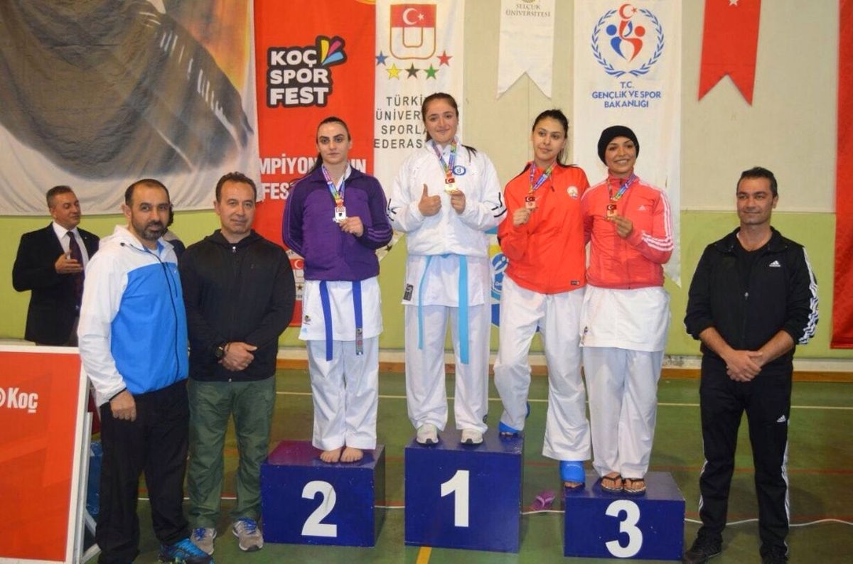 Bartın Üniversitesi Karate\'de Türkiye İkincisi Oldu
