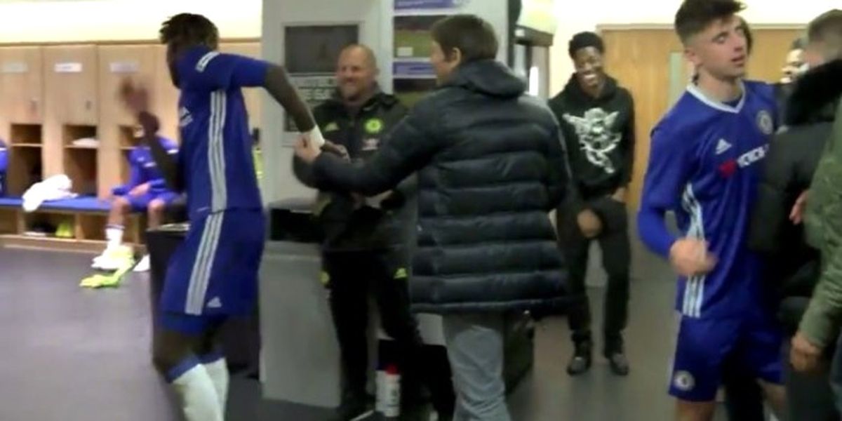Futbolcusunu Conte Bile Durduramadı!