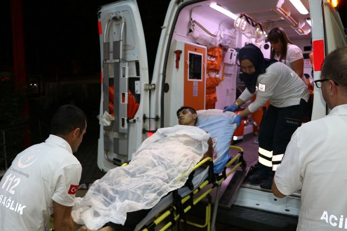 İki Suriyeli Arasındaki Kavga Kanlı Bitti: 1 Ağır Yarılı