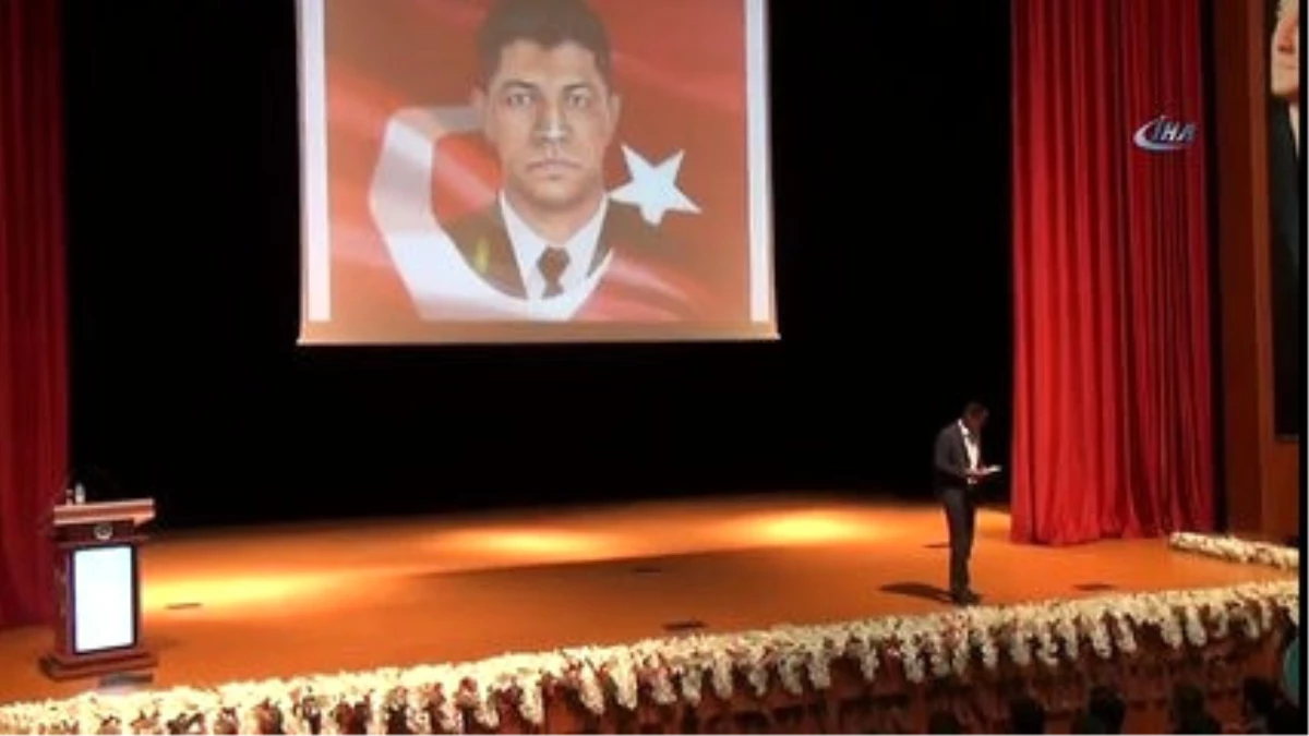 Kahraman Şehidin Kardeşi Ömer Halisdemir\'in Hayatını Anlattı