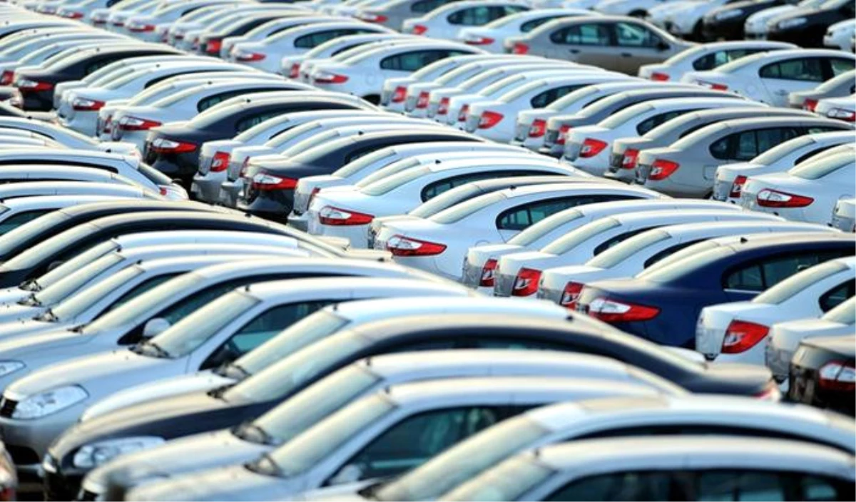 Otomobil ve Hafif Ticari Araç Pazarı Yüzde 8 Daraldı