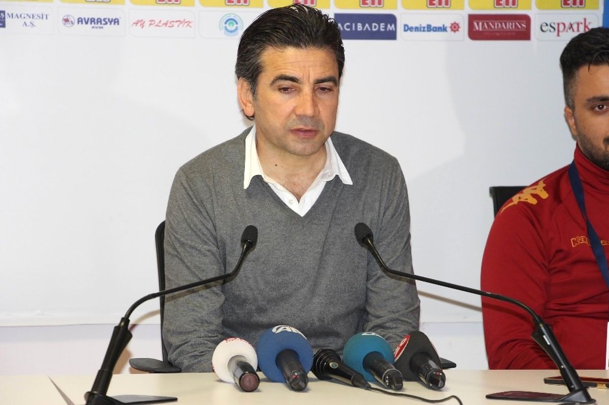 Özköylü: "Oyuncularıma \'Keyfini Çıkarın\' Dedim, Ama Onlar Yanlış Anladılar Herhalde"