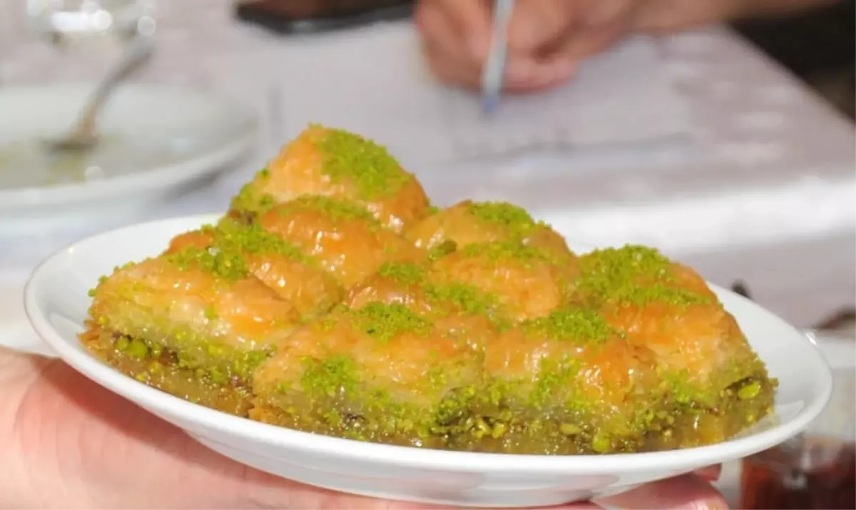 Şalgam, Humus, Cezerye ve Baklava Yarışması Sonuçlandı