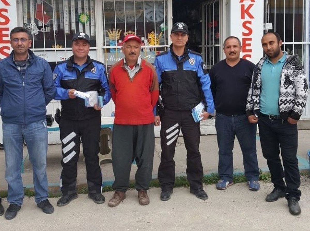 Toplum Destekli Polis, Esnafı Hırsızlık Olaylarına Karşı Bilgilendirdi