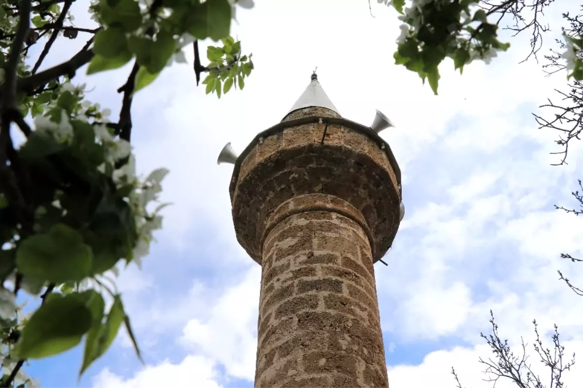 600 Yıllık Caminin İlginç Özellikleri