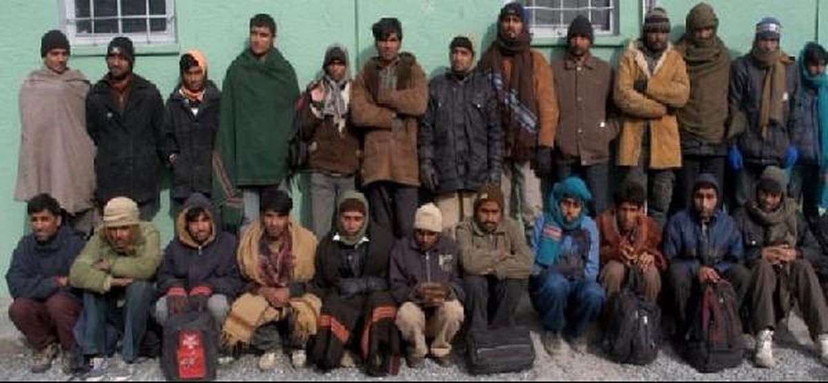 Başkale\'de Afganistan Uyruklu 36 Kaçak Yakalandı