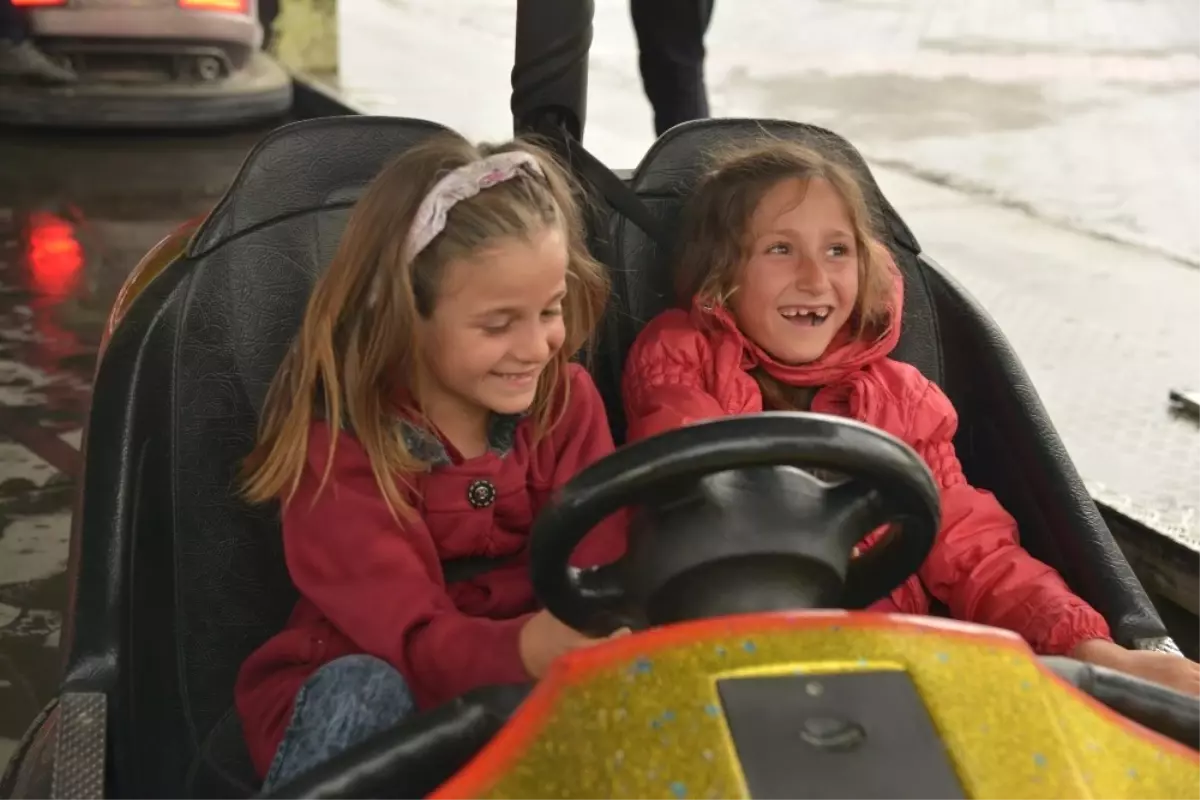 Çermikli Çocuklar Sinema ve Lunapark Keyfi Yaşadı