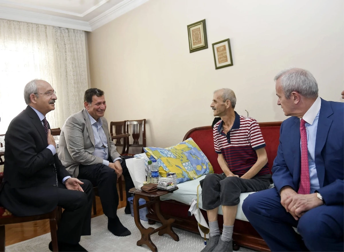 CHP Genel Başkanı Kılıçdaroğlu\'ndan Hasta Ziyareti
