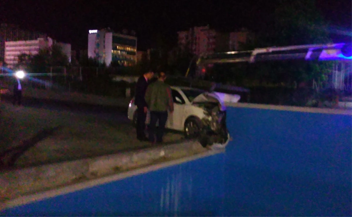Dha Ankara - Ankara\'da Trafik Kazası: 1 Yaralı