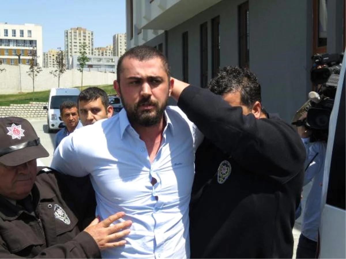 Dha İstanbul -(Görüntülerle)\'çerkez Cengiz\' Lakaplı Cengiz Şıklaroğlu Tutuklandı