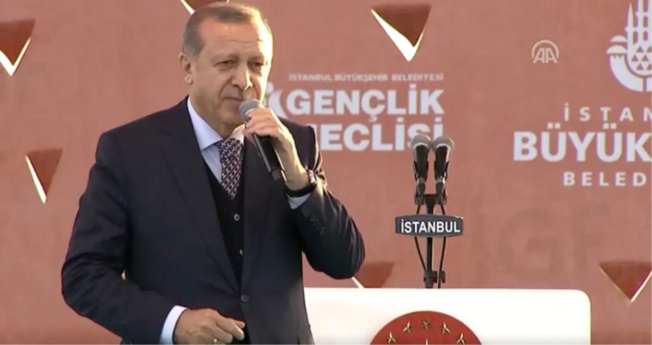 Erdoğan: Sosyal Medyada Kim Benim Adıma Konuştuğunu Söylüyorsa Fitnecidir