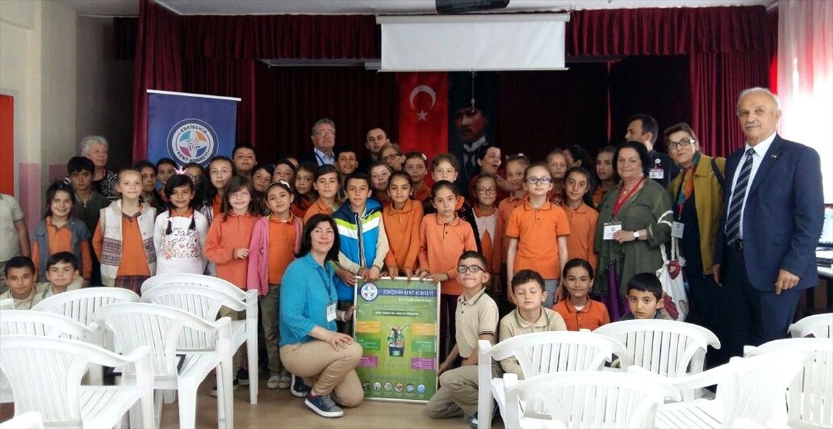 Eskişehir\'de Öğrencilere Geri Dönüşüm Anlatıldı