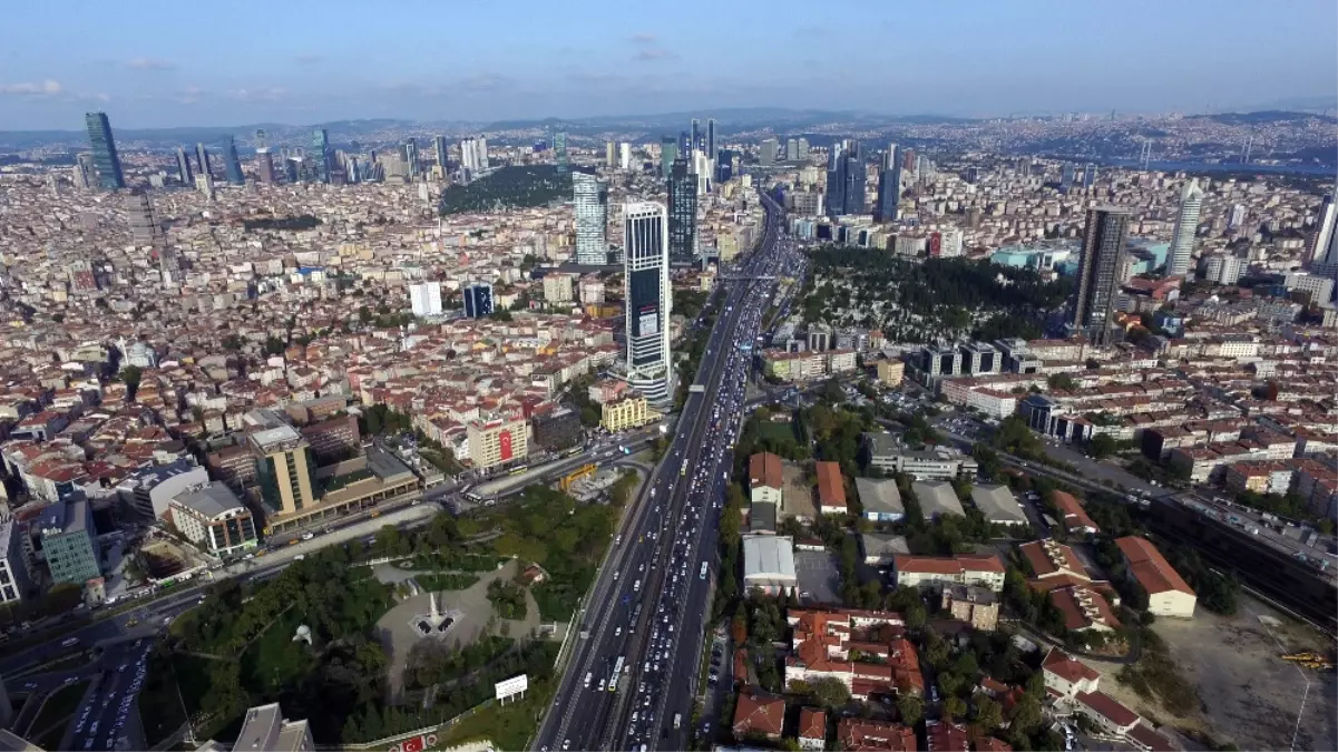 Istanbul\'da Her Gün Bin 694 Aile Taşındı