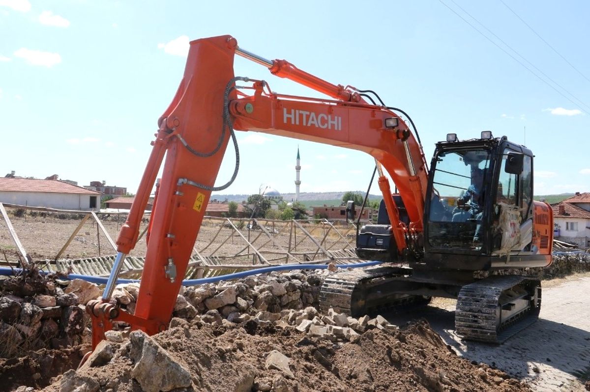 Manisa\'da 630 Kilometrelik Altyapı Çalışması
