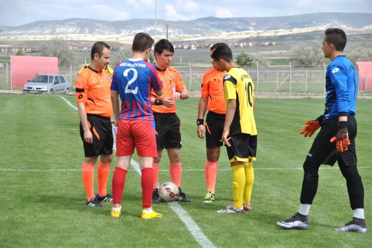 Nevşehir\'de U-19 Grup Maçları Başladı