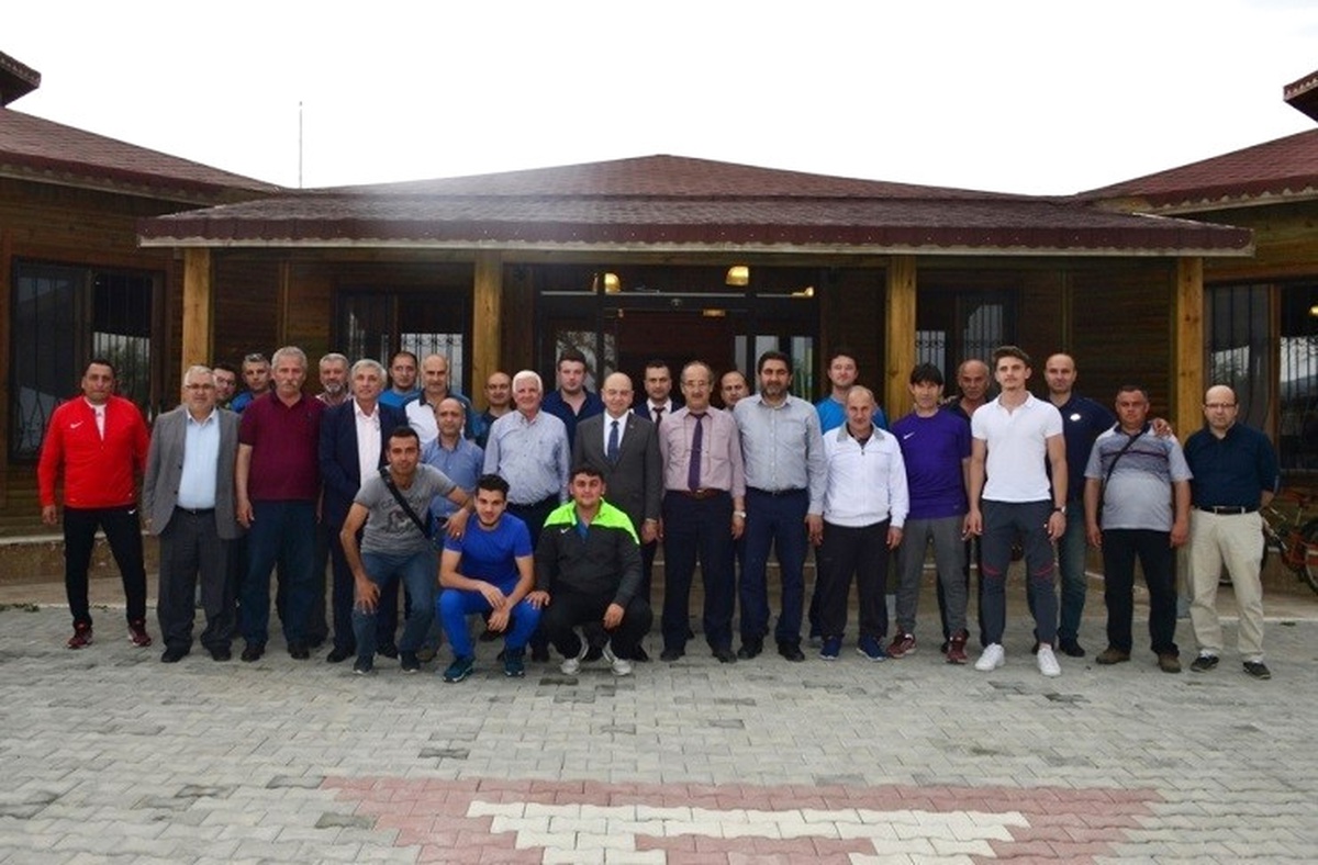U19 Takımlar Türkiye Şampiyonası Fikstür Kura Çekimleri Gediz\'de Yapıldı