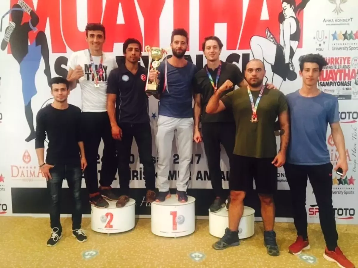 Üniversiteler Arası Muay Thai Şampiyonasında Erciyes Üniversitesi İkinci Oldu