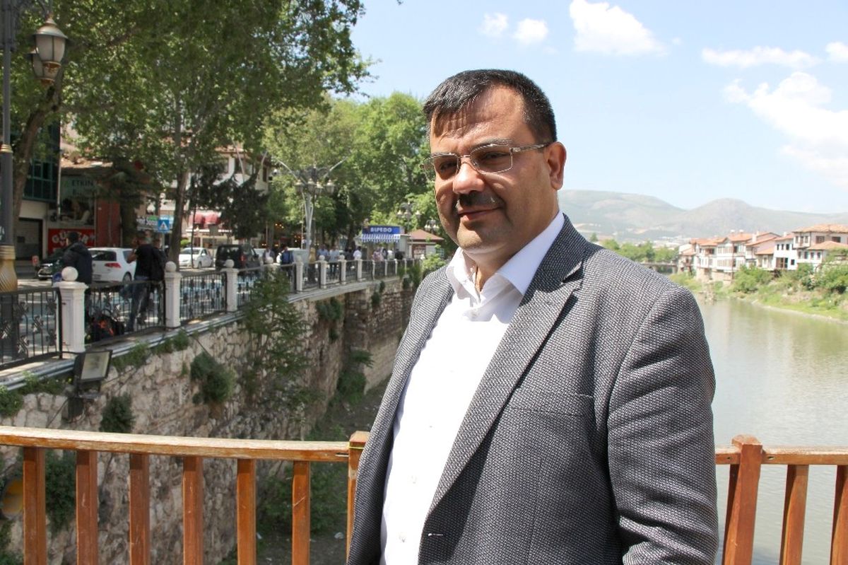 AK Parti\'li Ünek: "Amasya\'da İş Seçme Sorunu Var, İşsizlik Yok"