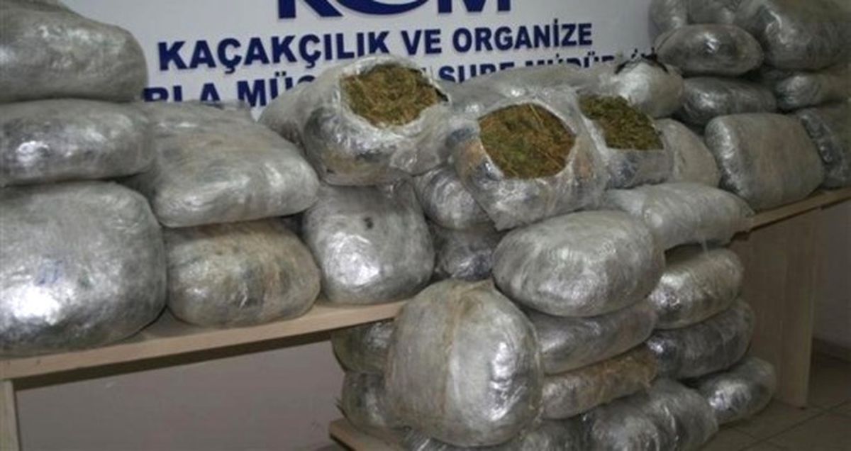Aksaray\'da Tır\'da 150 Kilo Esrar Ele Geçirildi