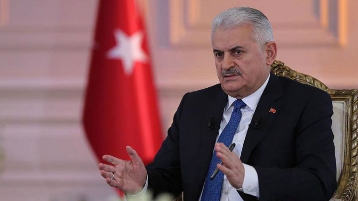 Başbakan Yıldırım: Birinin, Bir Başkasına Makam İkramı Demokrasiye Uyan Bir Şey Değil