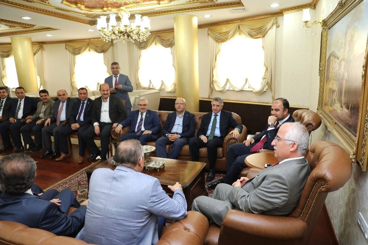 Belediye Başkanları Şanlıurfa\'da