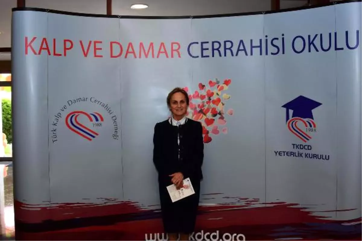 Çanakkale\'de 7\'nci Kalp ve Damar Cerrahisi Okulu Eğitimi Başladı