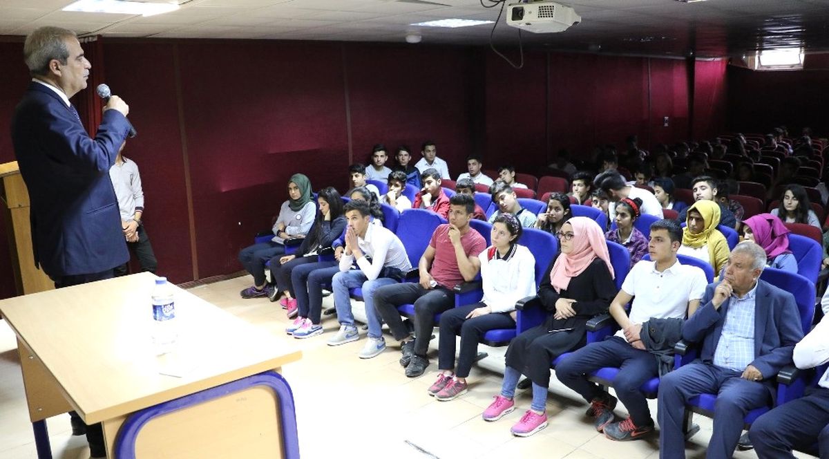 Demirkol Öğrencilerle Bir Araya Geldi