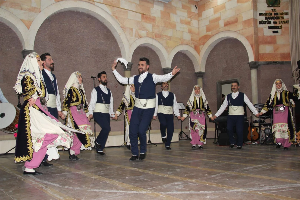 Halk Oyunları Ekibimiz, Kayseri\'deki Grup Yarışmasına Katılıyor
